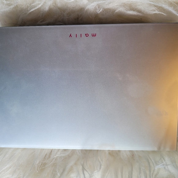 **closet closing. Make offer!**Mally all in 1 face palette - Picture 5 of 6